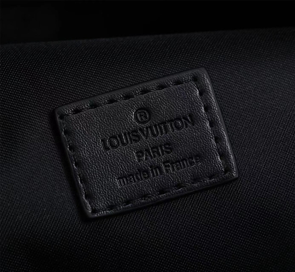 ルイヴィトンバッグ着用イメージ